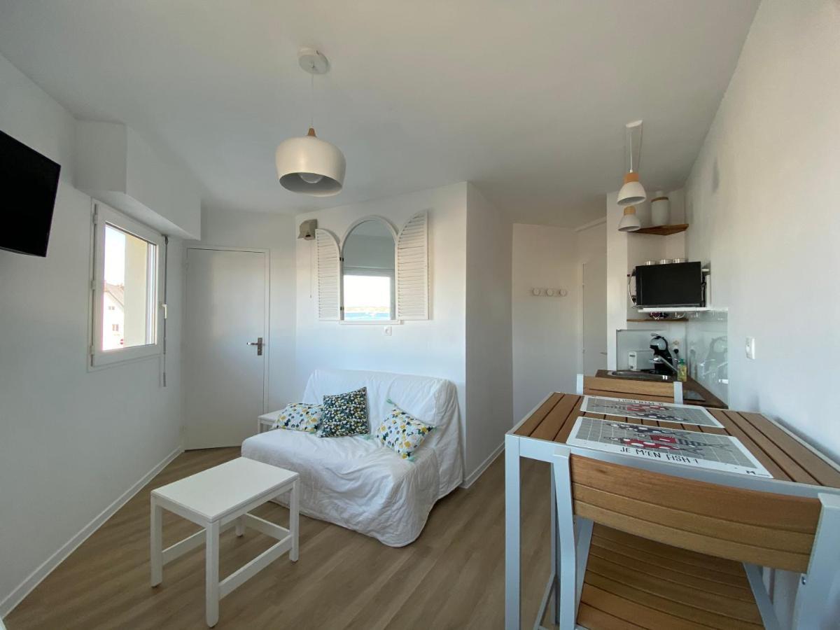 Studio Vue Mer Face A La Plage Apartment Plougonvelin Luaran gambar